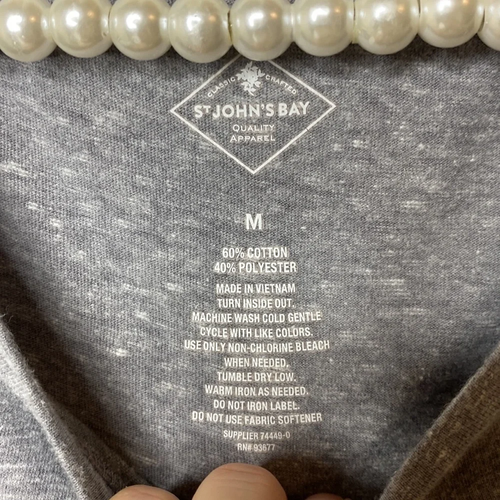 Elephant tee - Picture 3 of 3